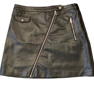 H&M Faux Leather Short Skirt Size 10